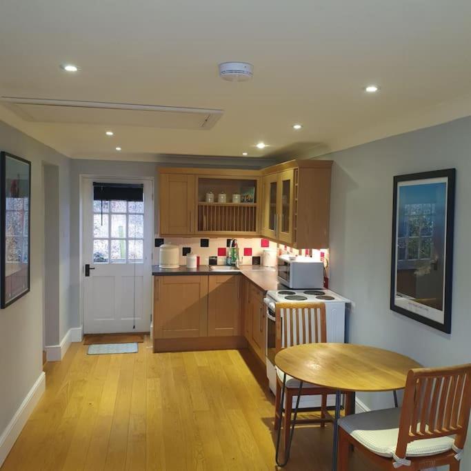 Brook House Apartment Bunbury Eksteriør bilde